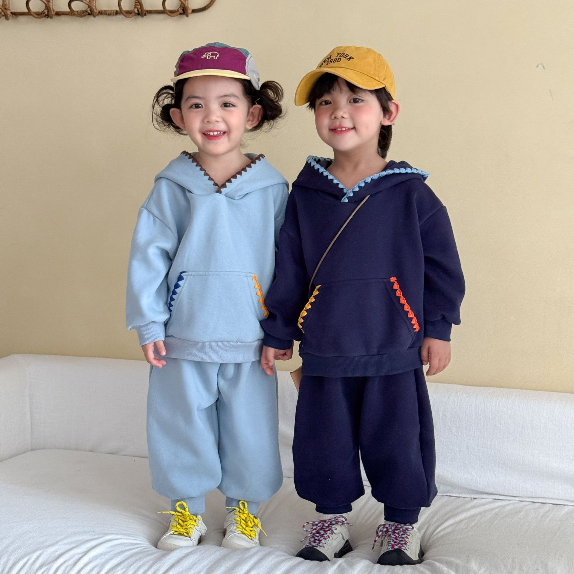 Running Gear For Kids - طقم ملابس أطفال جديد لخريف 2026