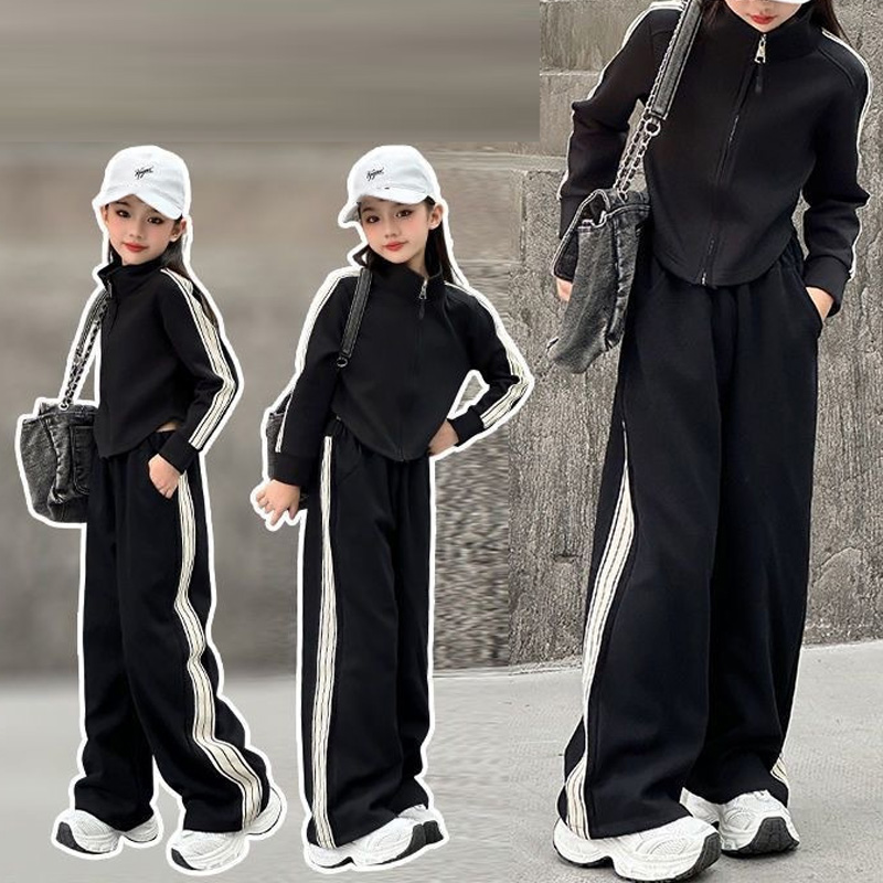 Running Gear For Kids - بدلة رياضية للفتيات من 5-14 سنة،